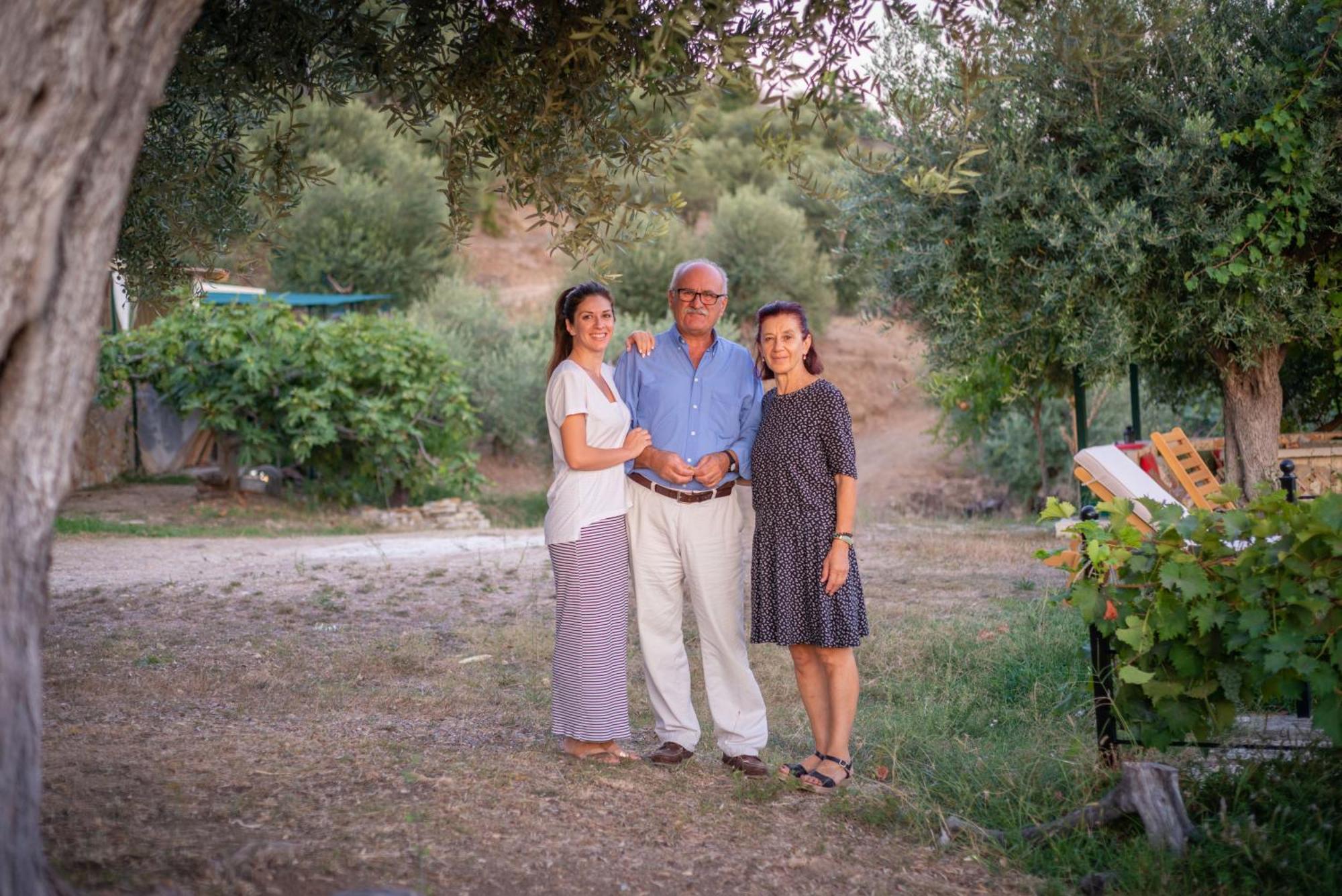 Liodentro - Olea Villa Plataria Bagian luar foto